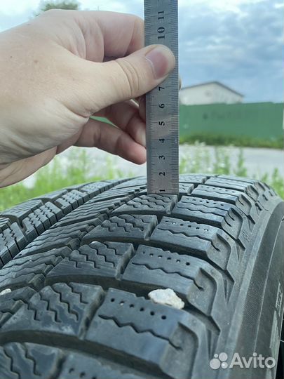 Michelin X-Ice 215/55 R17