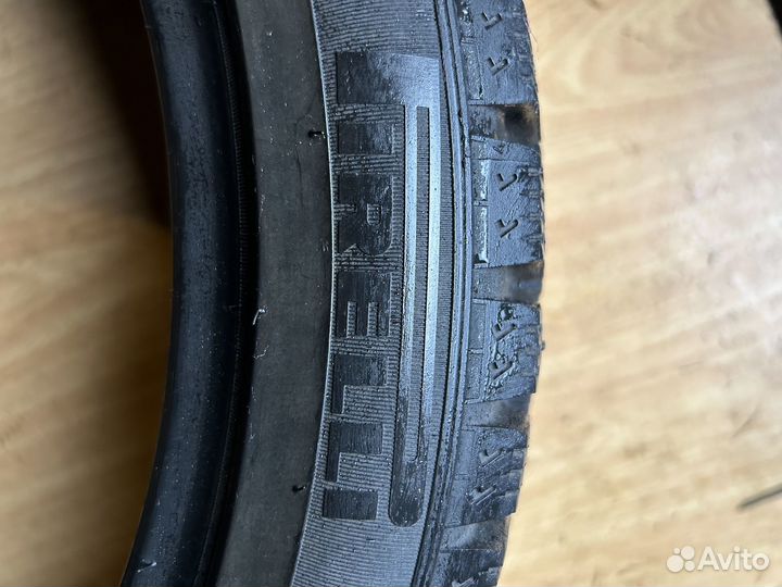 Pirelli Ice Zero 225/45 R18 и 245/40 R18 102T