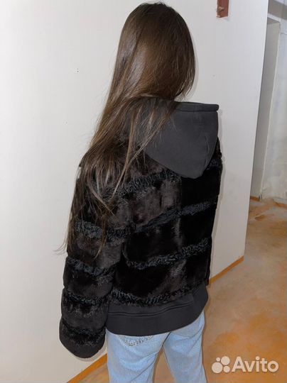 Шуба норковая в расколе каракульча