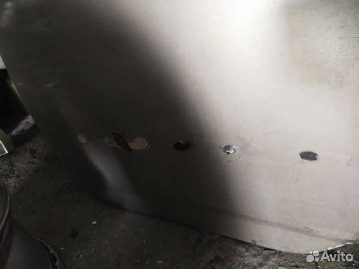 Дверь задняя левая