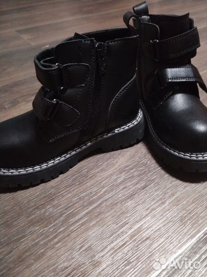 Ботинки новые демисезонные 28р