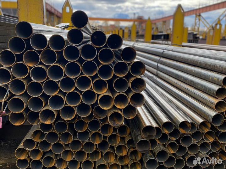 Круглая труба электросварная / металлическая