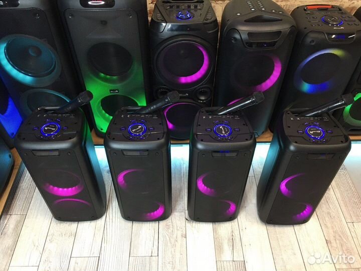 Портативная блютуз колонка с микрофоном