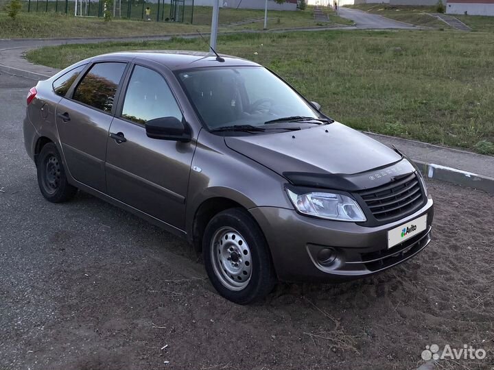 LADA Granta 1.6 МТ, 2017, 141 000 км