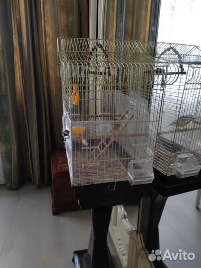 Большая клетка для птиц