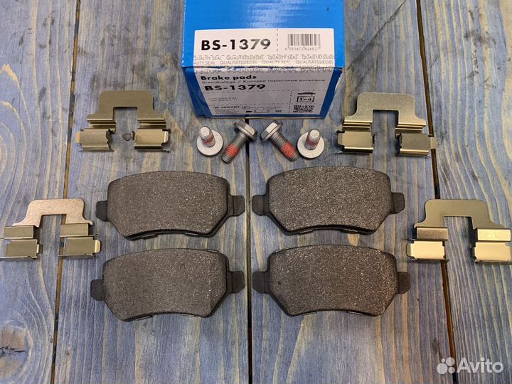 Колодки тормозные задние Opel Zafira B, Kia Ceed