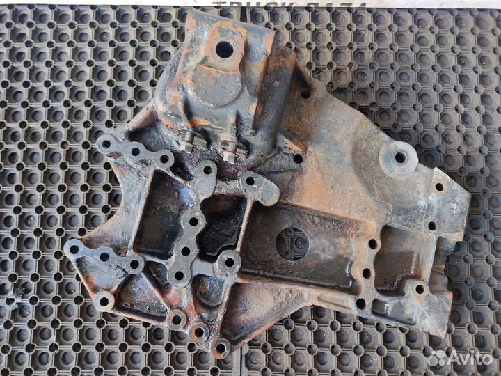 81413130008 Кронштейн рессоры передней правый