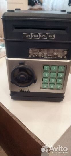 Копилка-сейф