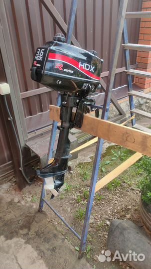 Продам лодку с мотором