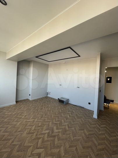 3-к. квартира, 57,4 м², 13/18 эт.