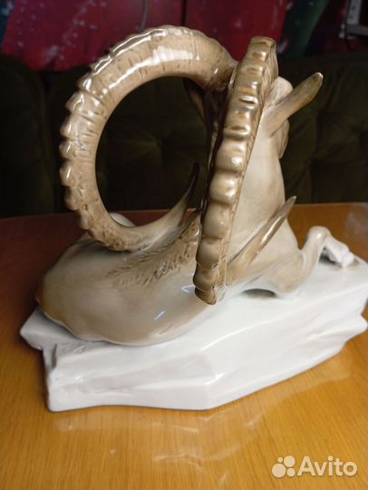 Фарфоровые статуэтки лфз. Архар