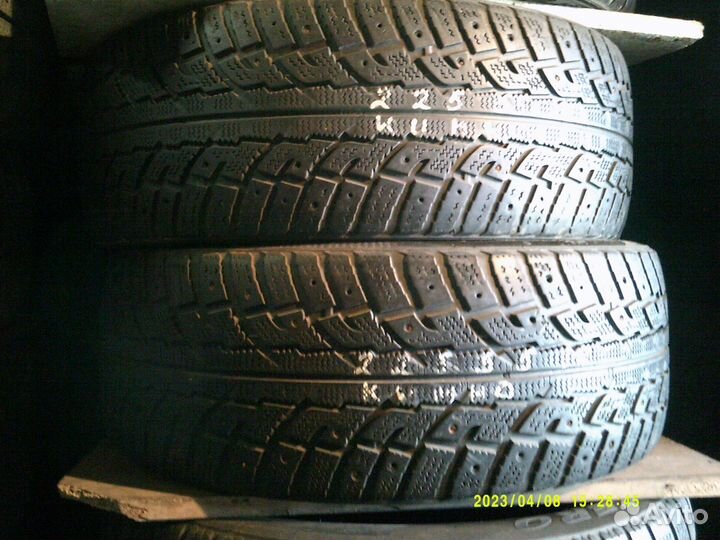 Kumho I'Zen RV Stud KC16 225/55 R18