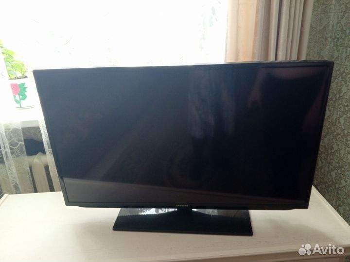 Телевизор samsung