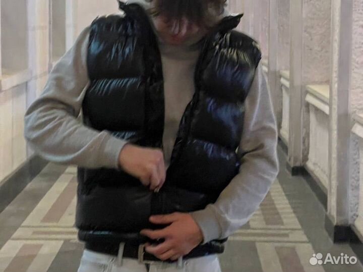 Жилетка Zara x Moncler глянцевая