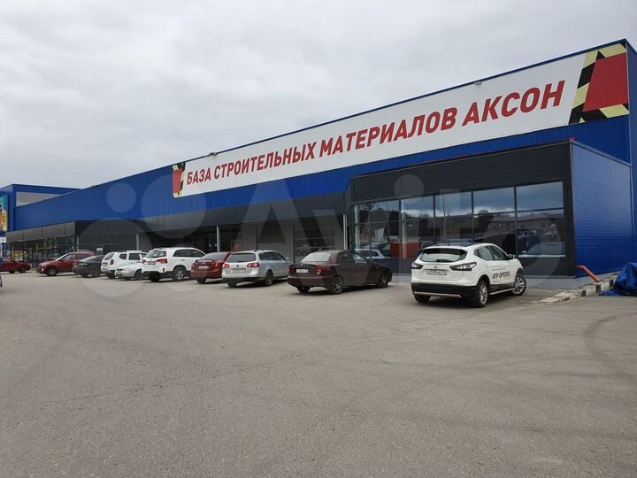 Торговое помещение, 700 м²