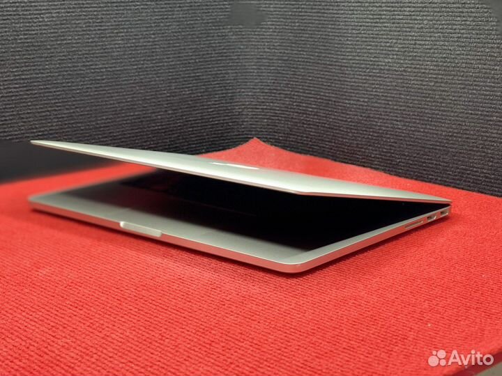Apple MacBook Pro 13 2015