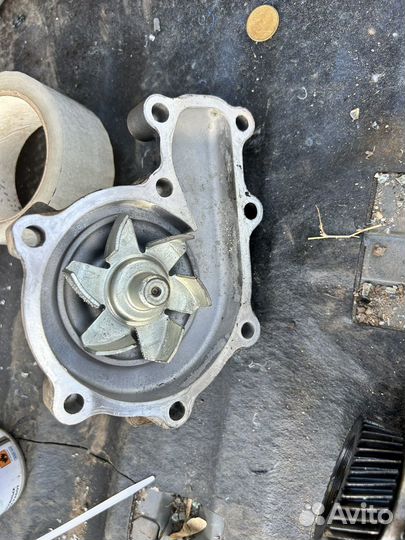 Помпа mazda BT50