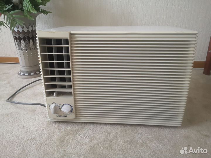 Оконный кондиционер Samsung