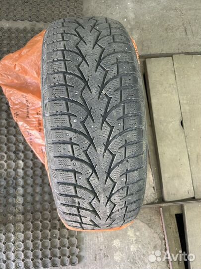 Toyo Celsius 215/60 R17