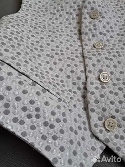 Жилетка праздничная 116 на мальчика