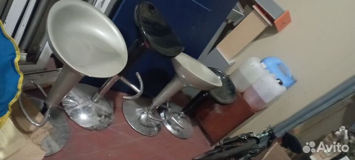 Барный стул