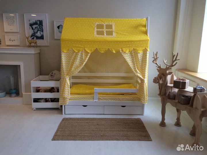 Кроватка-домик детская новая