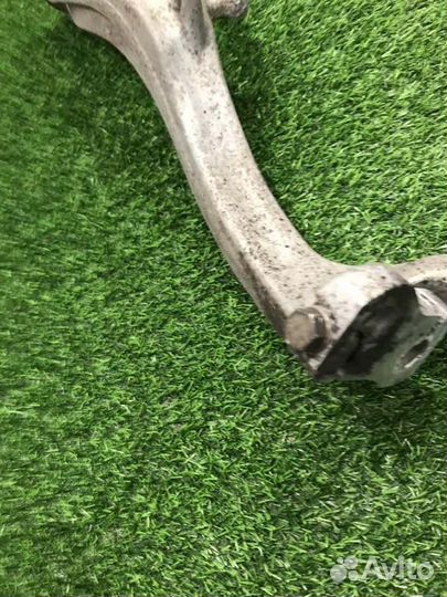 Кулак поворотный передний правый Audi A6 С6 ASB