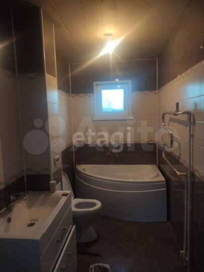 Коттедж 325,9 м² на участке 15 сот.