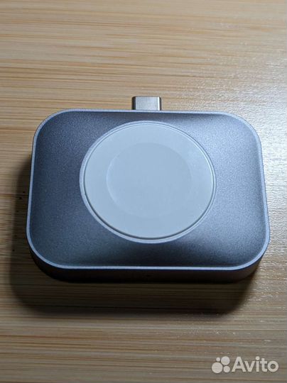 Зарядное устройство для AirPods и Apple Watch