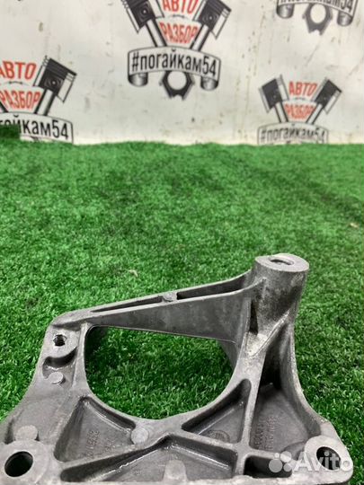 Крепление рулевой рейки Bmw 5-Series E60 N52B30