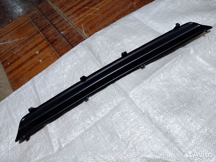 Зимняя заглушка решётки радиатора Лада Гранта