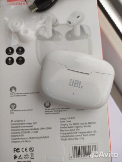 Беспроводные наушники JBL Buds 21
