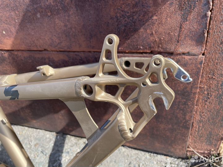 Рама Stark Shooter 2 (2007)