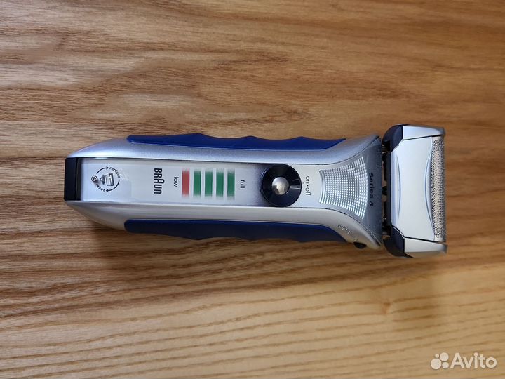 Электрическая бритва Braun 560 серия 5