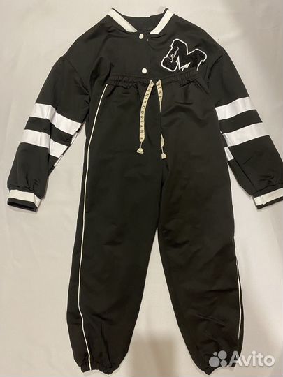 Костюм спортивный