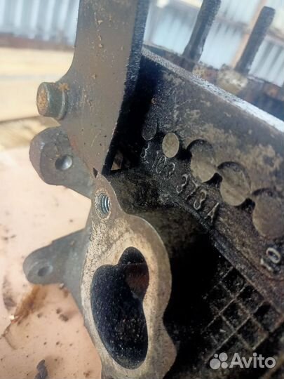 ГБЦ головка Volkswagen Passat B5 1.6л 8кл