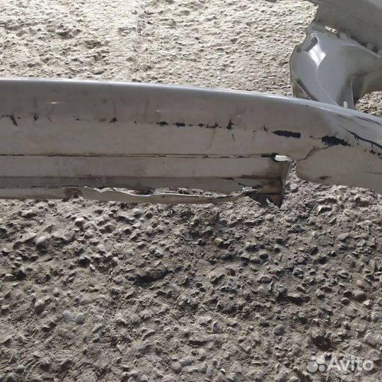 Бампер передний Renault Logan 2 седан 1.6 2018