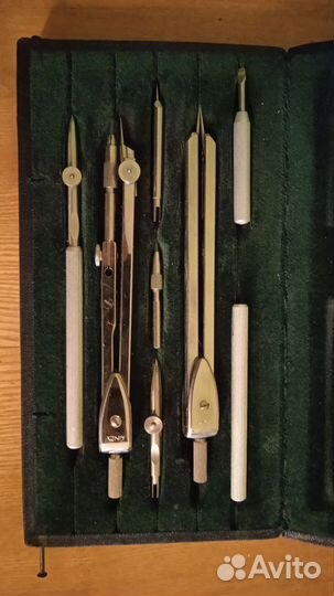 Готовальни СССР 8 шт,измеритетели