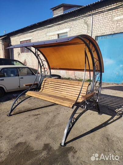Кованая качель во Владимире