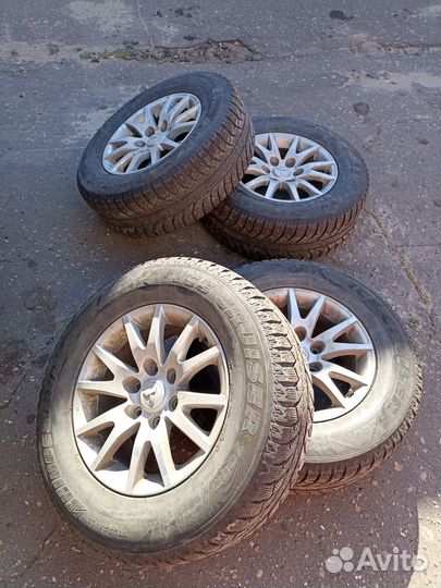 Bridgestone Ice Cruiser 7000 265/65 R17 116T