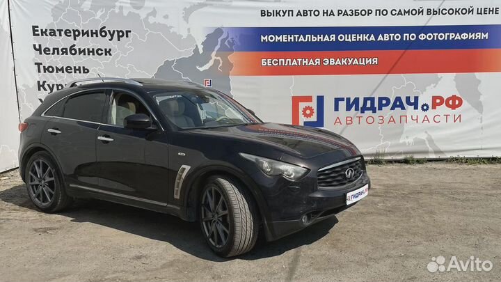 Блок электронный Infiniti FX50 (S51) 17001-JF00A