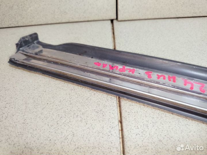 Молдинг крыла передний левый нижний Mercedes w201