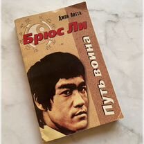 Кресло signal consul (черный). Кресло крутящееся менеджер хром короткий. Книга пустое кресло майк боксхолл. Пустое кресло майк боксхолл. Стул крутящийся зеленый.