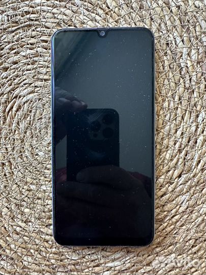 Samsung Galaxy A50, 4/64 ГБ