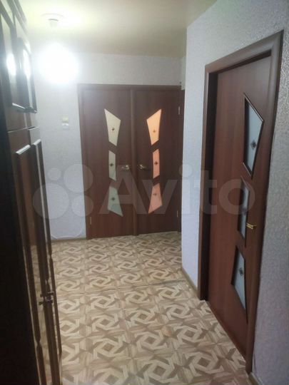 2-к. квартира, 51 м², 1/5 эт.