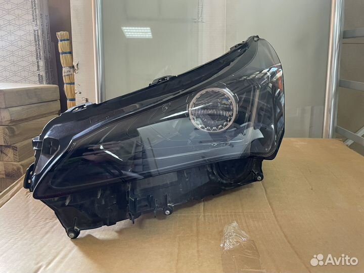 Фара передняя Lexus nx