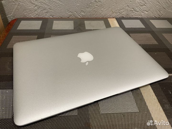 Macbook Air 13 A1369 (2011г)