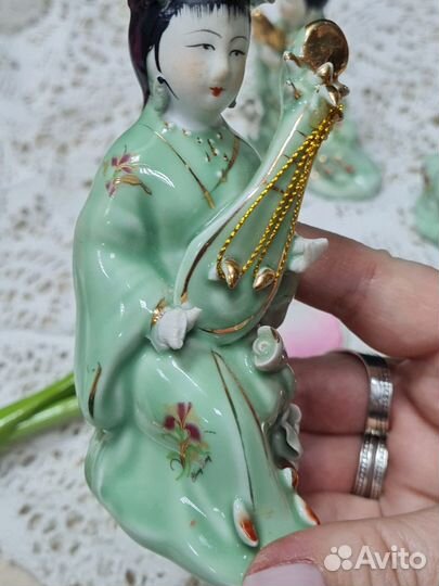 Фарфоровые статуэтки Гейша Китай Музыка Китая