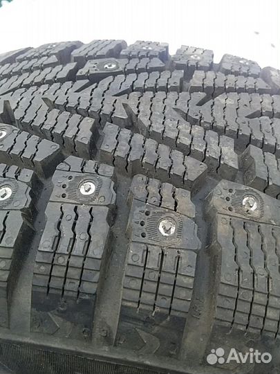 Nokian Tyres Hakkapeliitta 5 235/60 R17