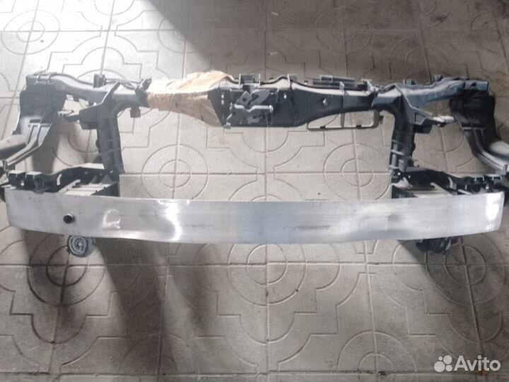 Панель передняя Mercedes W245